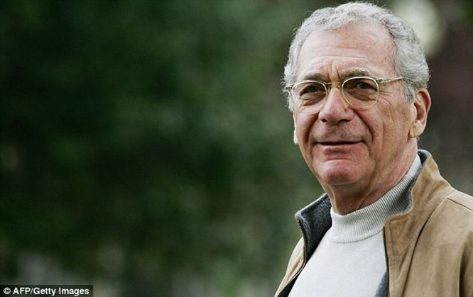 Sidney Pollack was also talked into spying for the Jews by Milchan