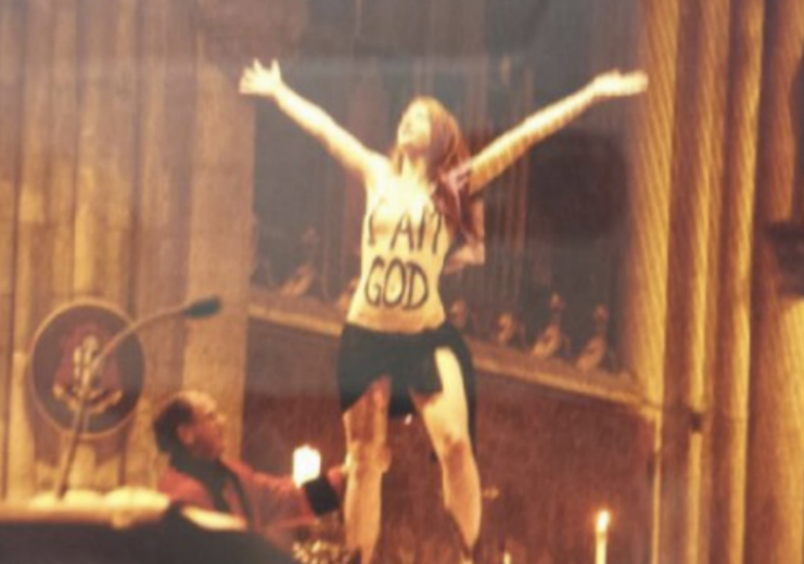 Femen Church slut