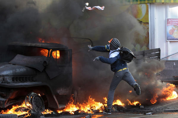 0218-world-latestnews-ukraine_full_600