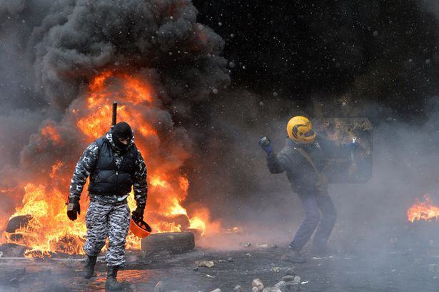 Ukraine-Riots-3050911