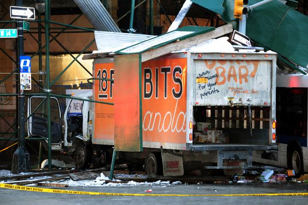 fatal-bus-crash-greenwhich-village