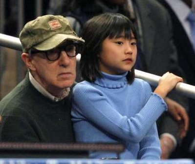 We pity any child who has to sit on Allen's lap.