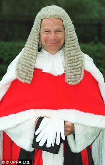 1407792157565_Image_galleryImage_Hon_Mr_JUSTICE_NEUBERGER_