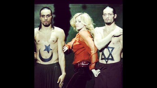 madonna-celebrities-gaza-israel-pales-001-e1407684179993