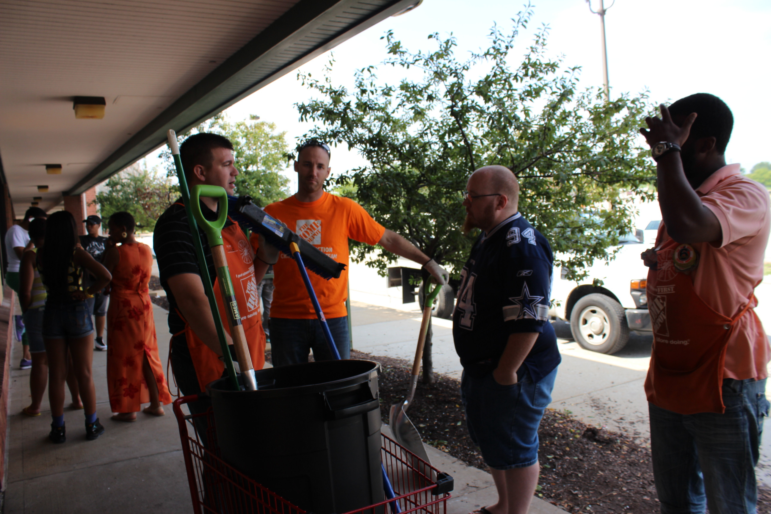 Not everything is bad news. Home Depot on Halls Ferry has been amazing