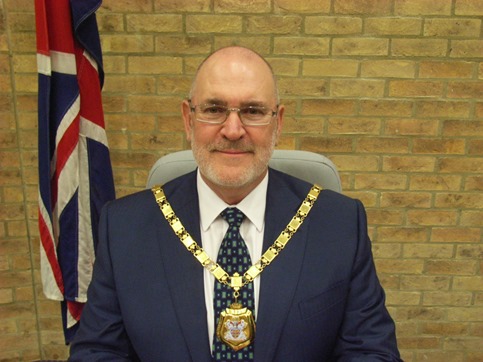 DE-Mayor DE-Mayor