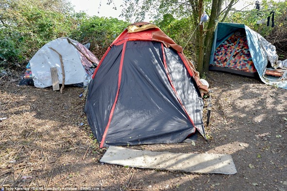 1412158414174_wps_85_One_of_the_encampments_si 1412158414174_wps_85_One_of_the_encampments_si