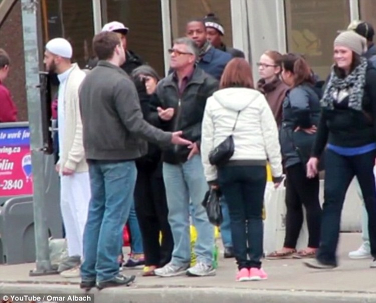1414528000651_wps_7_Canadians_React_to_Ottawa_thumb.jpg
