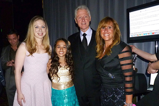 Jazz Bloshinsky with Chelsea and Bill Clinton