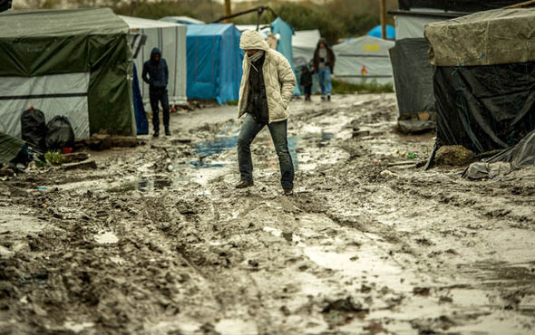 The-New-Jungle-in-Calais-381771
