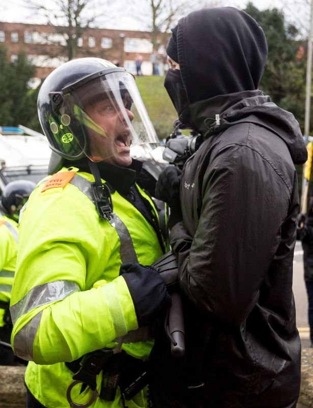 Anti-immigration-demonstration-at-Dove r