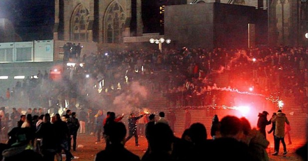 Koln-crowd-01