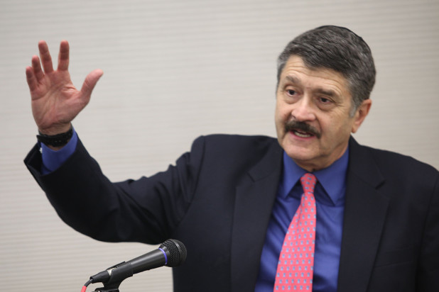 School: YU; Categories: Event; Event: Republican Club Brings Speaker; Keywords: speaker; ID: Michael Medved;