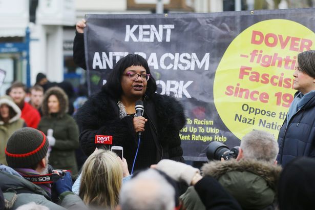 counterasdfsadfddd-demonstration-opposing-the-Anti-immigration-demonstration