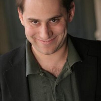 ScottMendelson12.08_112b_400x400