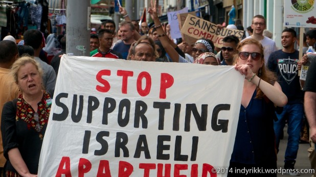 2nd august 2014 palestinian solidarity activists visit sainsbury and tesco outlets in whitechapel