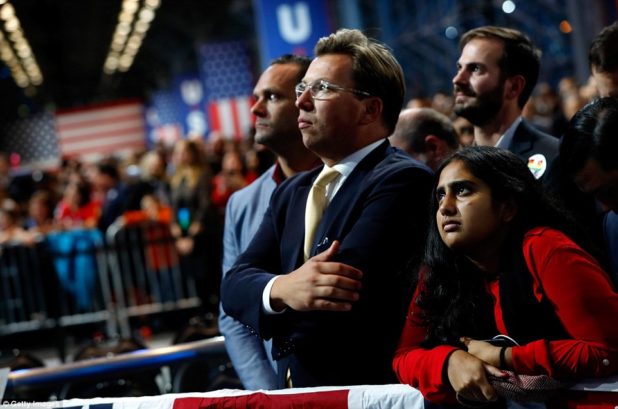 3a31d65400000578-3918838-going_down_clinton_supporters_in_new_york_s_javits_center_steel_-a-25_1478667626123