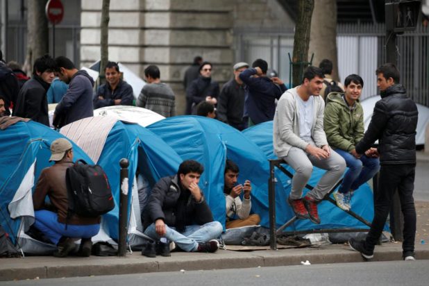 paris-stalingrad-migrant